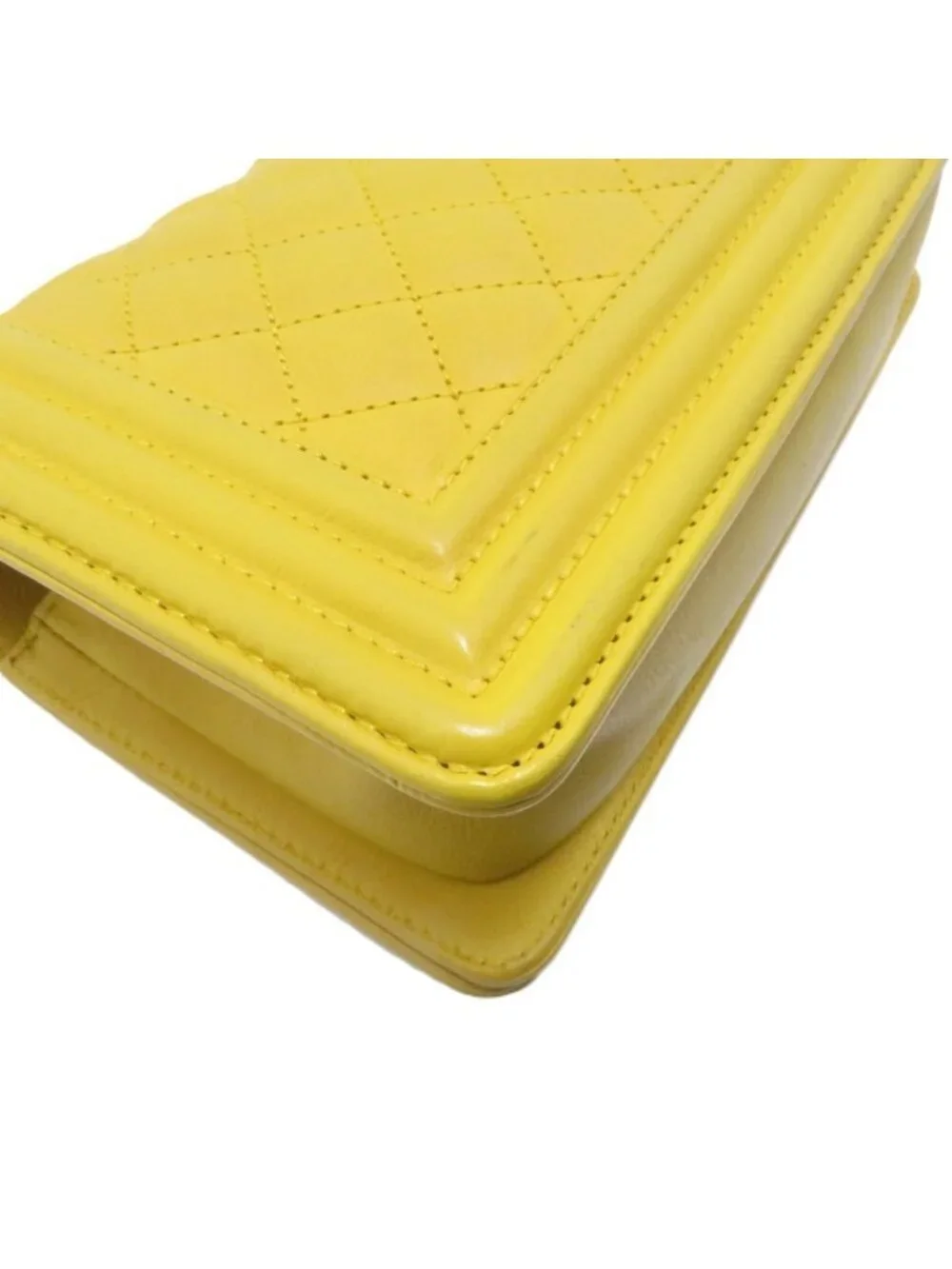 Chanel Boy 20 Quilted Chain Shoulder Yellow Silver Lambskin Bag